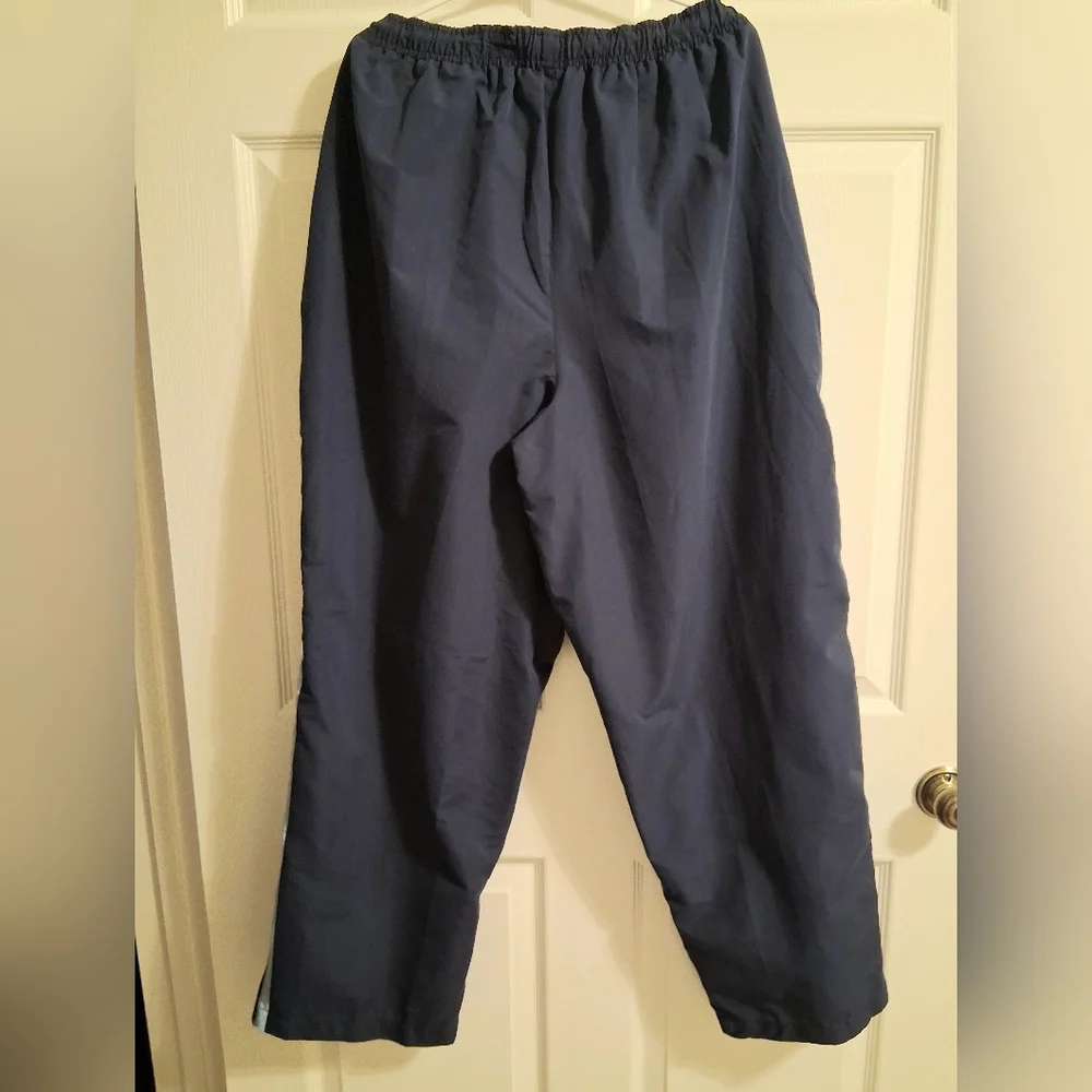 Wilson 2 Piece Tracksuit 16-18W Blue And White Lined Pockets In Both - Picture 9 of 12